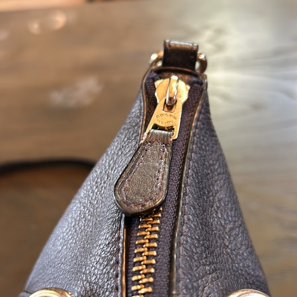 Coach Bag with Handles and Cross Body/Shoulder Strap. Silver Hardware - Picture 8 of 13